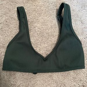green ribbed bikini top, tie back, adjustable straps, great condition!